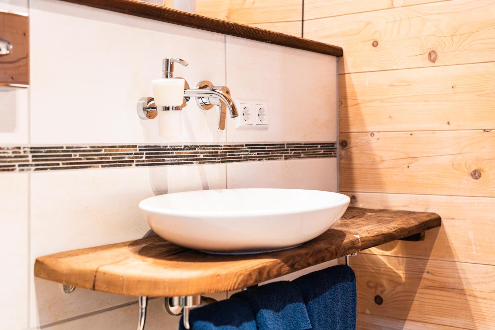 Chalets & Apartments Beim Waicher Ruhpolding Room photo
