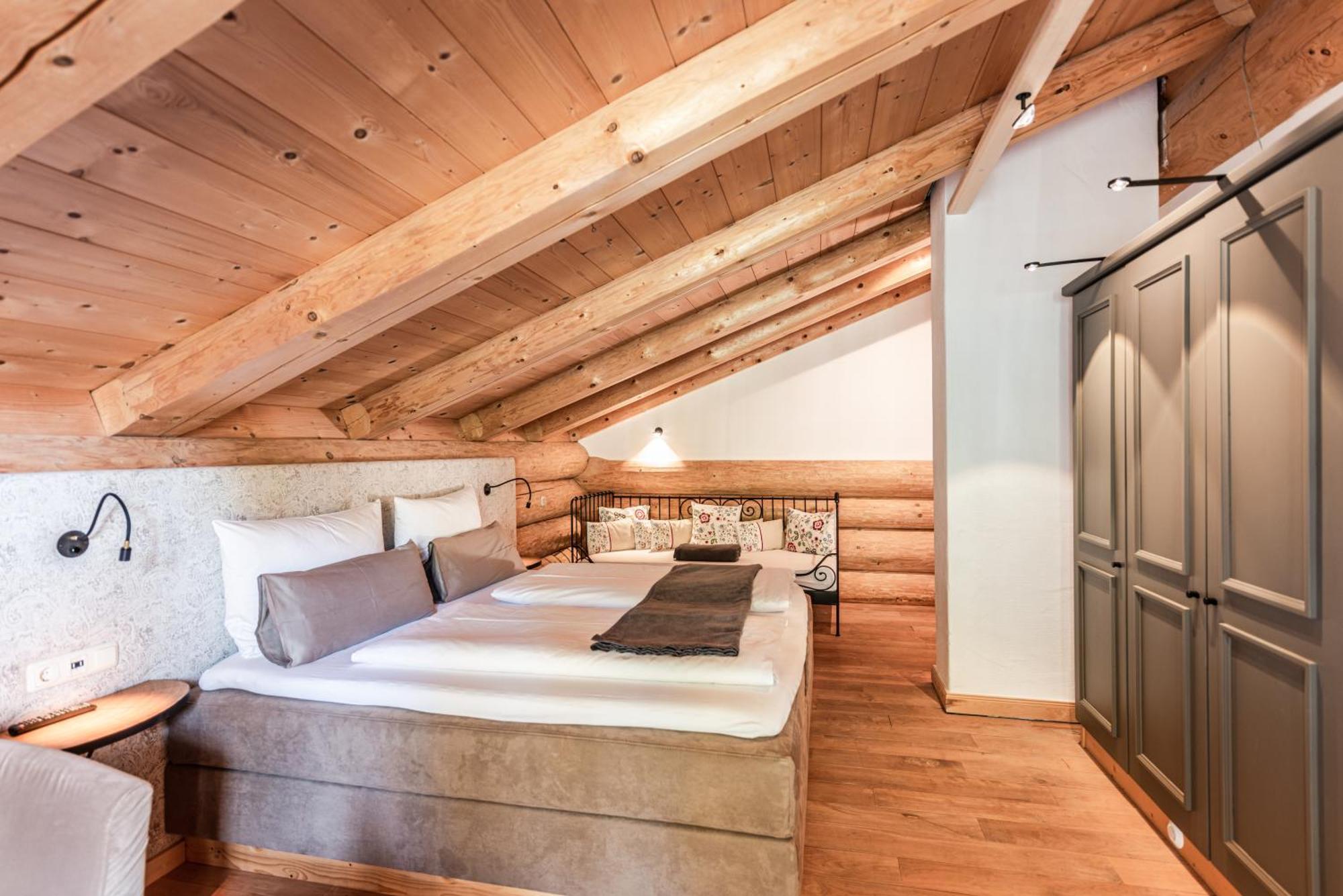 Chalets & Apartments Beim Waicher Ruhpolding Room photo