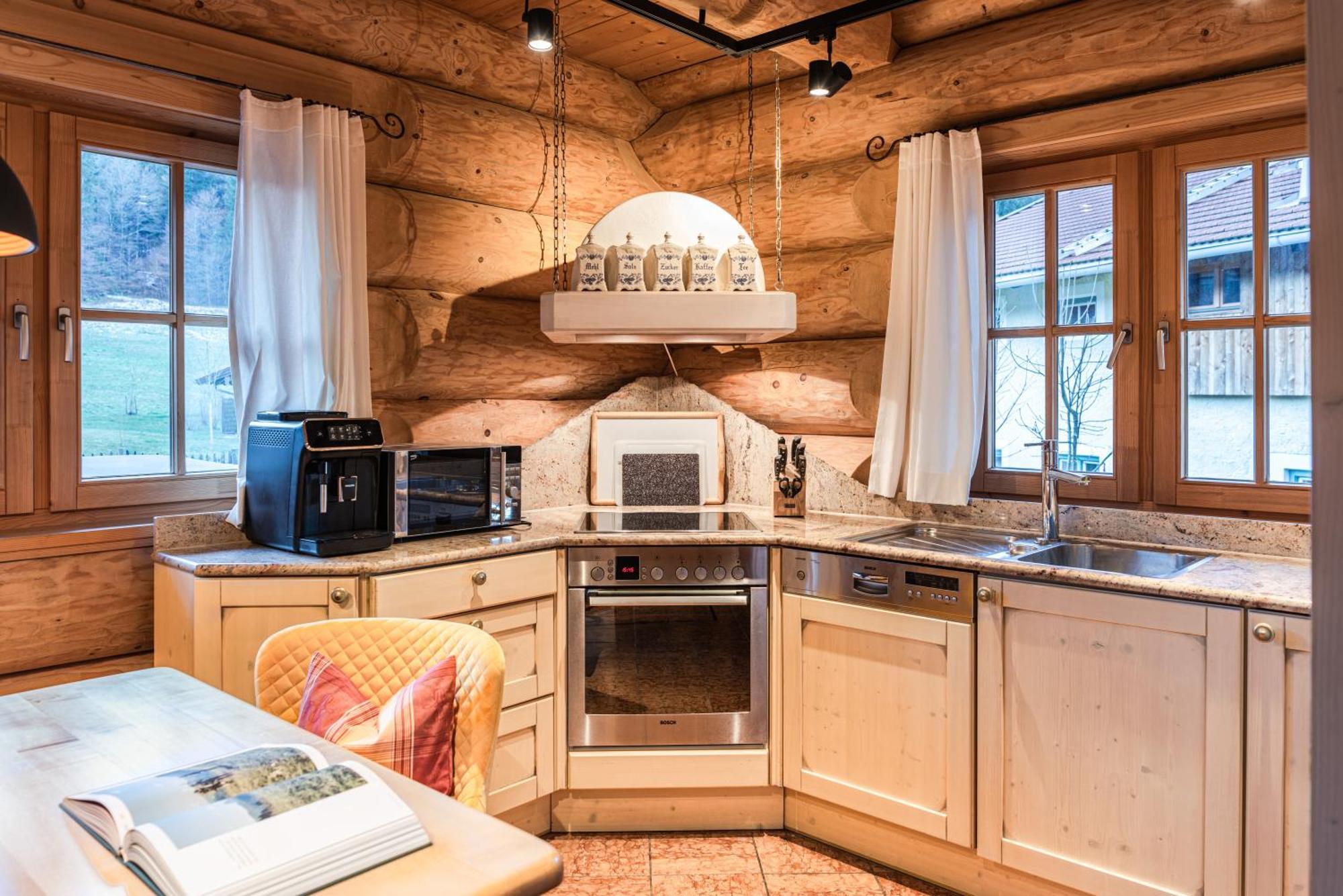 Chalets & Apartments Beim Waicher Ruhpolding Room photo