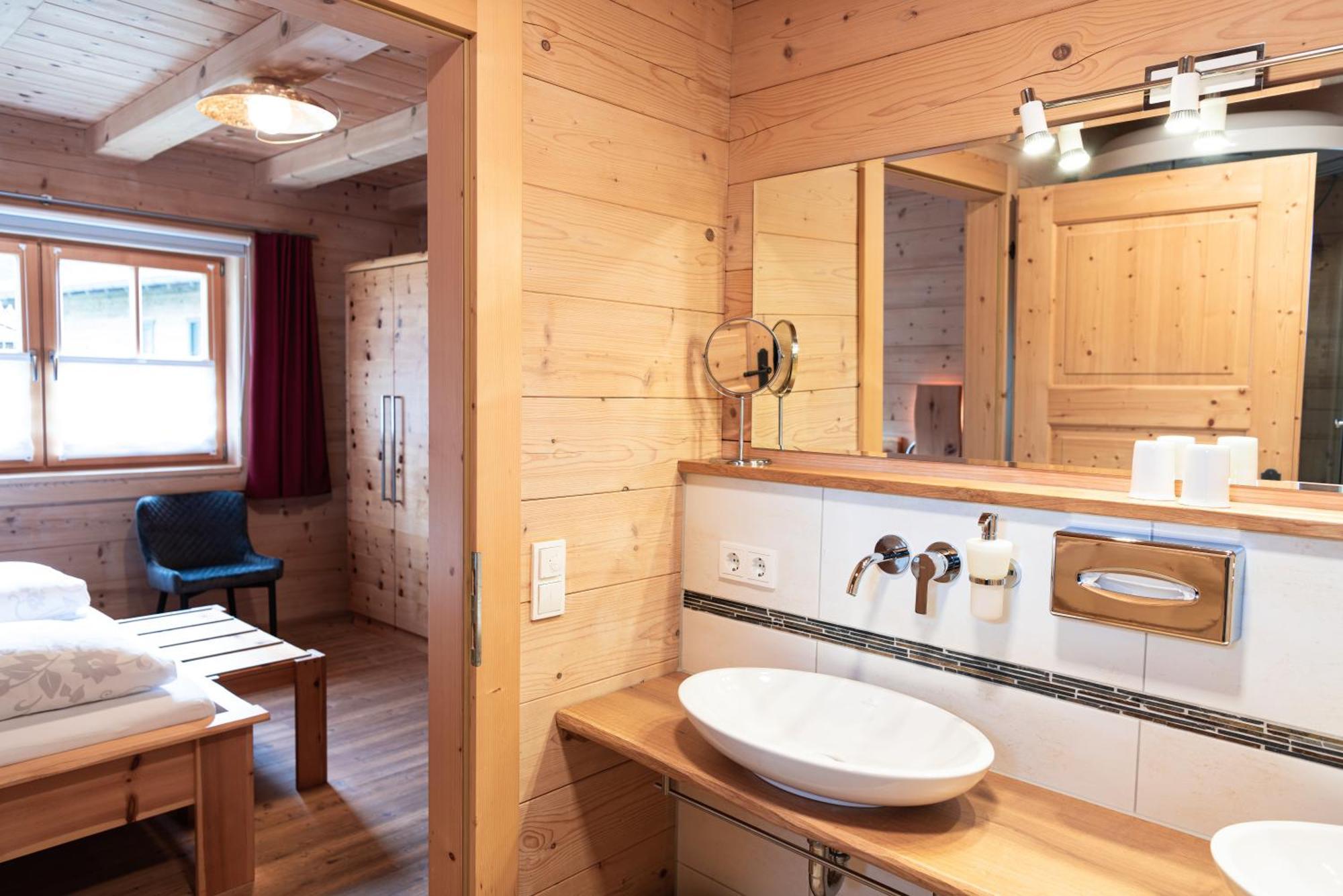 Chalets & Apartments Beim Waicher Ruhpolding Exterior photo